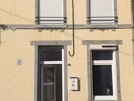 maison mitoyenne remise à neuf