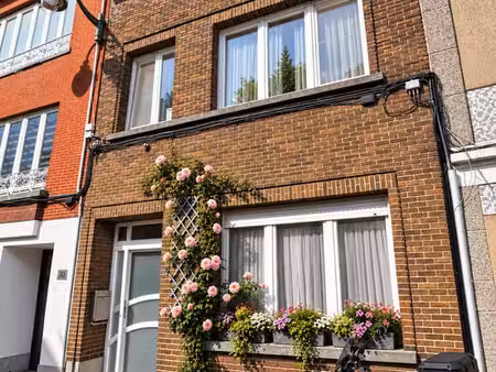 maison familiale – 3 à 4 chambres  terrasse et jardin