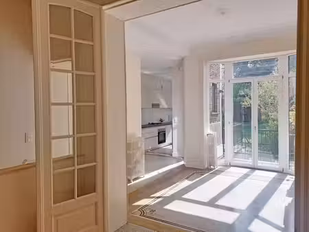 elégant duplex 150 m² peb c+ jardin plein sud