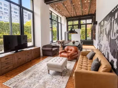 cœur historique de bruxelles – loft d'exception avec jardin