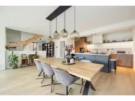 moderne halfopen woning in het centrum van wuustwezel