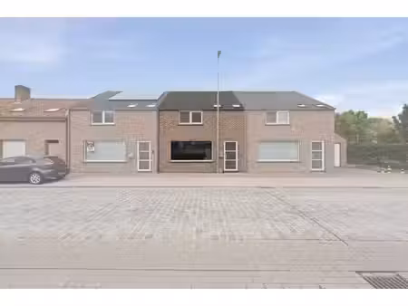 maison prête à emménager à izenberge
