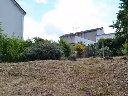 terrain constructible neuf à vendre