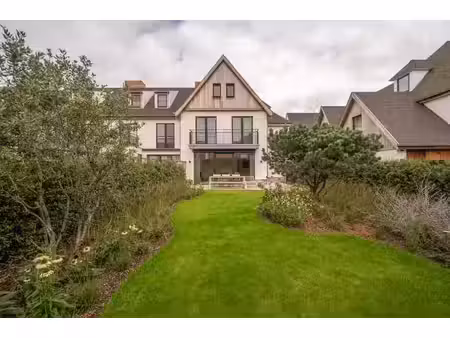 maison neuve située dans le lotissement exclusif