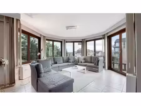 magnifique appartement d'angle près de la digue dans la r...