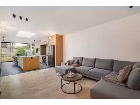 maison économe en énergie avec jardin et garage à vendre à eeklo