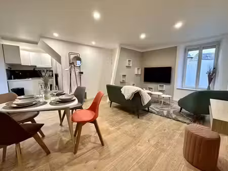 location meublée appartement 2 pièces 35 m² à château-landon (77570)  790 €