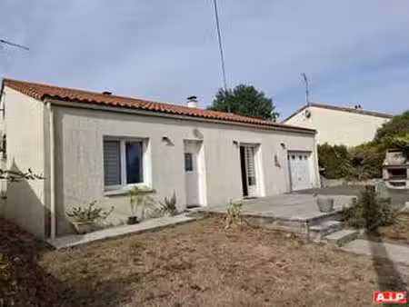 vente maison piscine à sèvremont (85700) : à vendre piscine / 110m² sèvremont