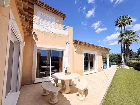 vente maison 4 pièces 130 m² à bagnols-en-forêt (83600)  695 000 €