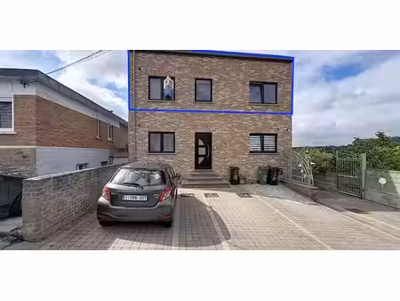 appartement à louer à grâce-berleur pour € 1.000 avec 3 chambres à coucher