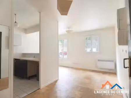 studio hyper-centre 24 m²