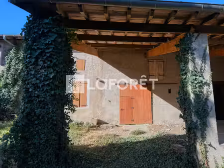 grange de 126 m² avec jardin à vendre à parisot