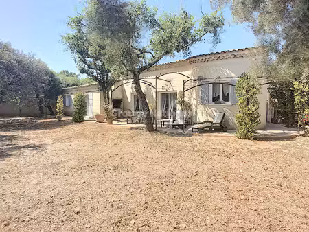 maison bouchet 117 m2 avec dépendances et grand terrain ombragé