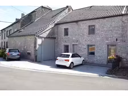maison 3 chambres à florennes  extérieur pierre