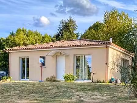 vente maison à milhac-de-nontron (24470) : à vendre / 65m² milhac-de-nontron