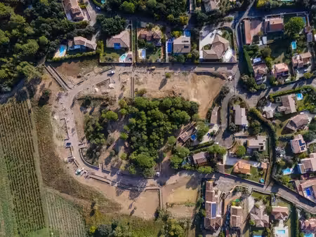 terrain constructible neuf à vendre