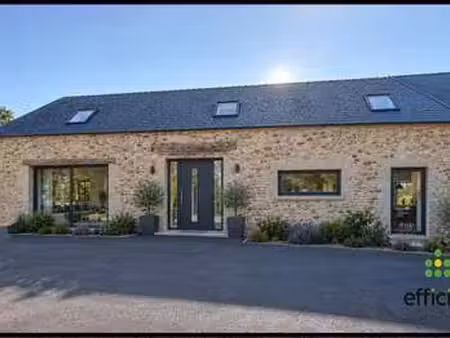 vente longère et corps de ferme à vitré campagne (35500) : à vendre / 277m² vitré campagne