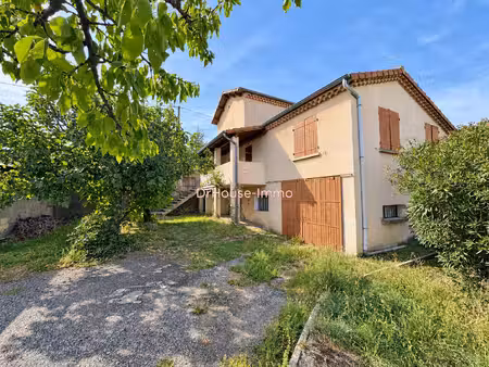 exclusivité aubenas  maison d'environ 106 m² habitables sur un terrain constructible de 1 