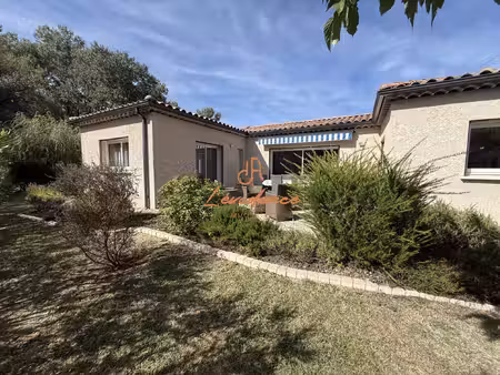 jolie villa avec deux chambres