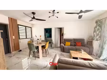 vente appartement 4 pièces 73 m² à la possession (97419)  275 000 €