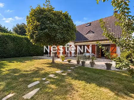 vauhallan - maison familiale 154 m² - 4 /5 chambres - terrain 498 m² - jardin - sous-sol t