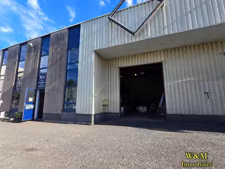 entrepôt -local à usage d'activités avec bureau de 194 m² -vendu loue