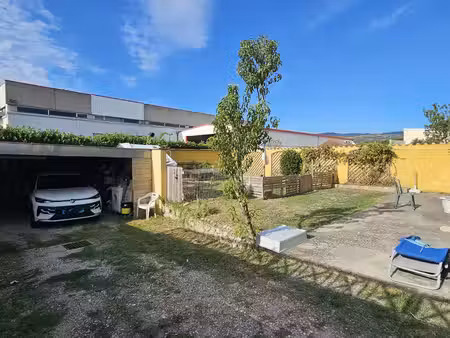 location appartement 4 pièces 86 m² à bourg-lès-valence (26500)