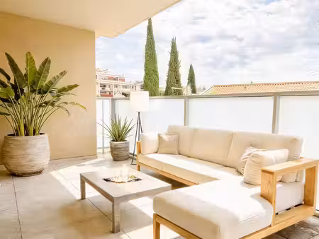 livraison imminente : magnifique t3 77m² + belle terrasse de 11m² vue degagee