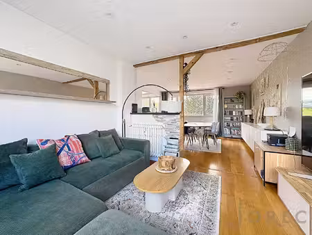 f4 de 74 m²  2 chambres  parfait état avec extérieur  longeville-lès-metz