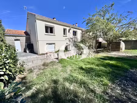 maison- 5 pièces- 483 m2 de terrain