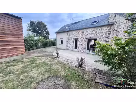 maison axe laval ernée