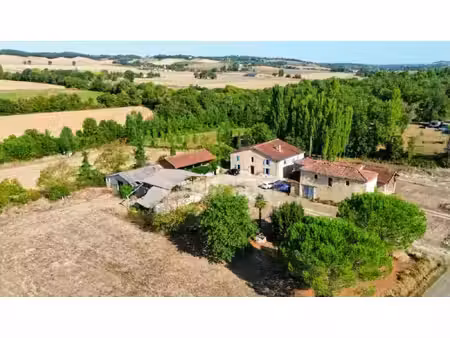 maison à vendre vic fezensac 6 pièce(s) 174m2 161 000€