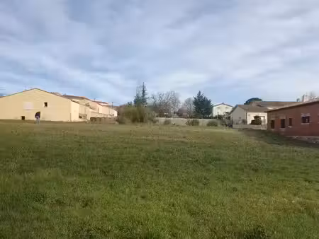 vente terrain 650 m² à les mages (30960)  60 000 €