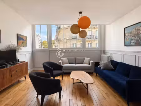 150m du métro passy - 3 pièces - ancien atelier d'artiste rénové de 85m²