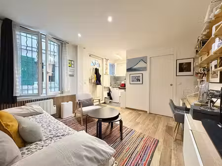 motte picquet / studio ideal pied a terre / parfait etat / vendu meuble /