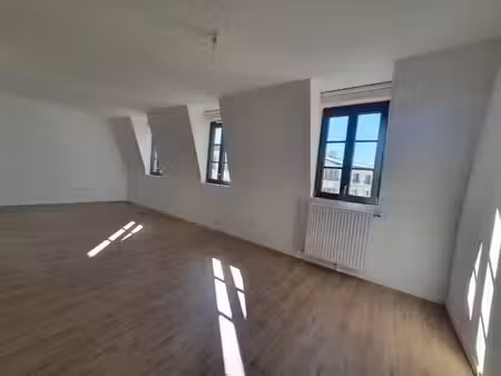 location appartement 1 pièce 38 m² à pontoise (95300)