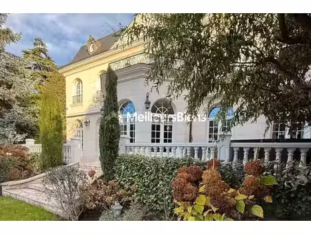 propriété à vendre dans le quartier coteaux