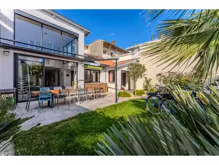 arcachon centre - duplex 150 m2 4 chambres avec jardin 120