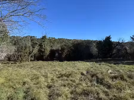 vente terrain 600 m² à carnoules (83660)  139 000 €
