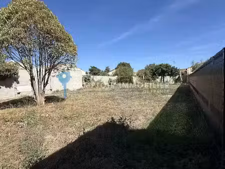 vente terrain 469 m² à uchaud (30620)  144 000 €