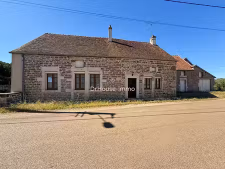 belle maison en pierre