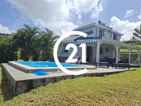 case-pilote - villa t6 - 114 m² - piscine et vue mer