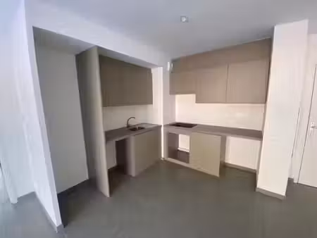 location appartement 4 pièces 85 m² à marseille 12ème (13012)  1 389 €