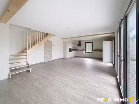 location appartement 5 pièces 156.15 m² à fillinges (74250)  2 730 €