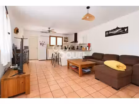 maison de village 3 chambres 77 m² avec petit garage
