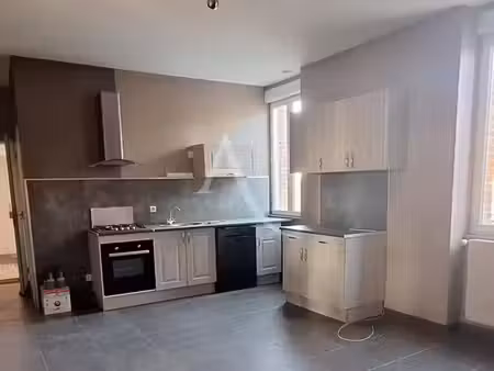 location appartement 3 pièces 60 m² à châteauneuf-sur-loire (45110)