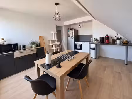 location appartement 3 pièces 39 m² à gisors (27140)