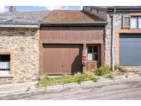 garage spacieux et polyvalent à smuid (libin)