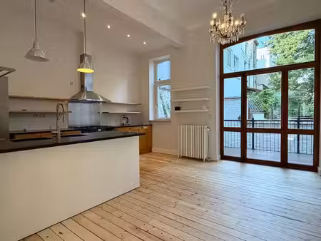 splendide maison dans le haut de saint-gilles