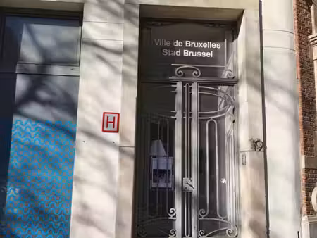 un bâtiment administratif